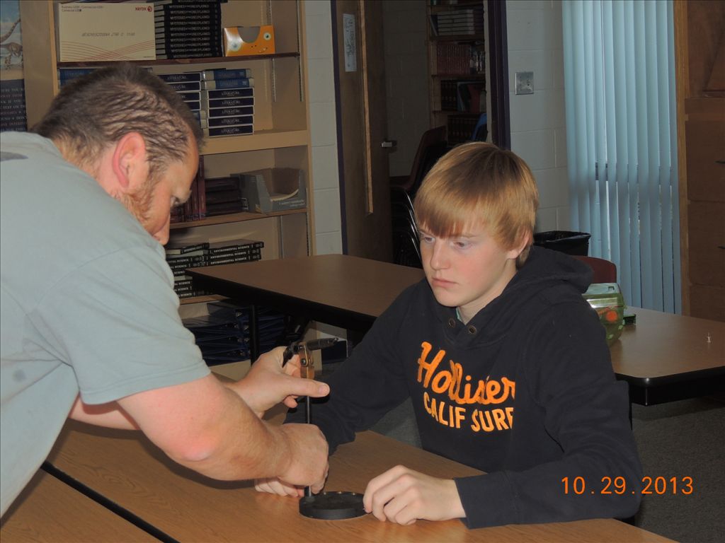 fly_tying_in_environ_sci_004_1.jpg