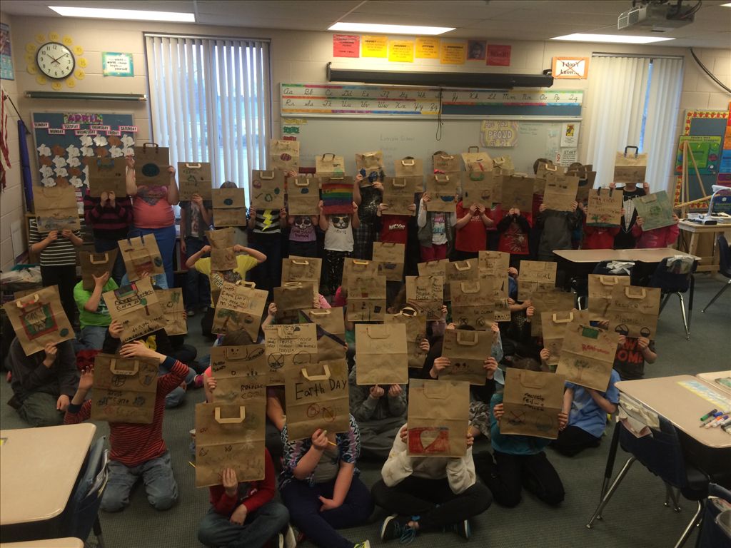 2nd, 3rd, and 4th grade students with decorated bags!