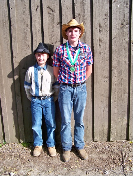 4-H Members Zach and Alex Stephenson received a 4-H Gardening Award for their work in the Alcona Community Garden!