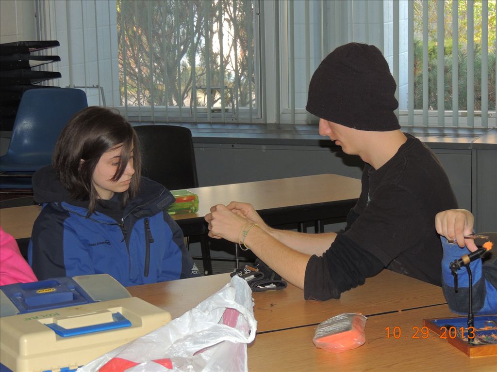fly_tying_in_environ_sci_016.jpg